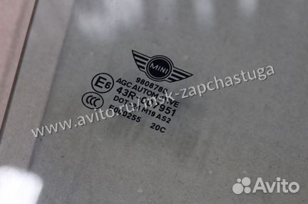 Стекло двери передней правой Mini Paceman R61