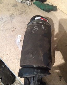 Задний пневмобаллон Mercedes w251 R 251