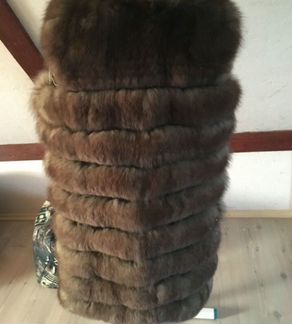 Меховая жилетка из песца