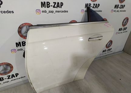 Дверь задняя левая Mercedes W219