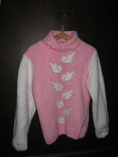 Красивый свитер для девочки