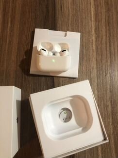 Абсолютно новые аирподс про. Полный комплект