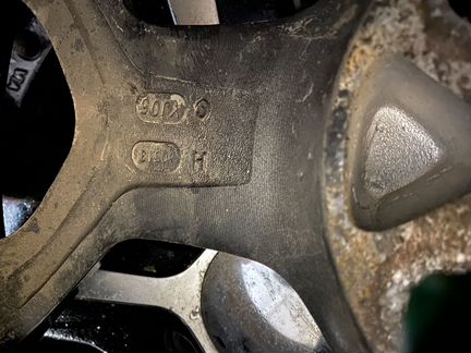 Зимние колёса в сборе 3шт и 1 диск, Nokian r16