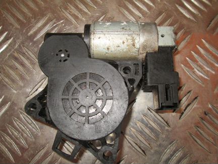 Мотор стеклоподъемника Мазда 6 задний левый