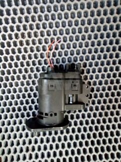 Привод зеркала, правый филдер-аксио NZE 141-144