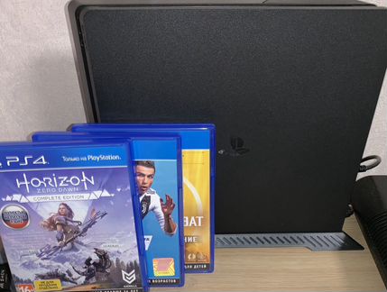 PS4