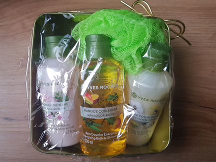 Гели для душа Yves Rocher