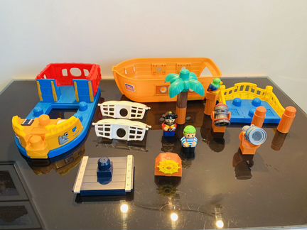 Корабль пиратский mega bloks от 1 года