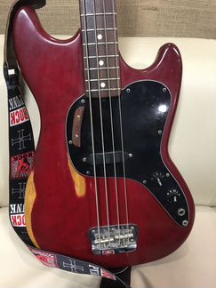 Бас гитара Fender Мusicmaster 1977-78гг