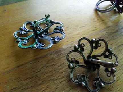 Серьги с кольцом бижутерия