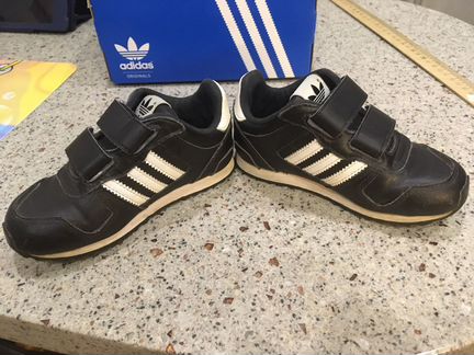 Кроссовки детские adidas 25