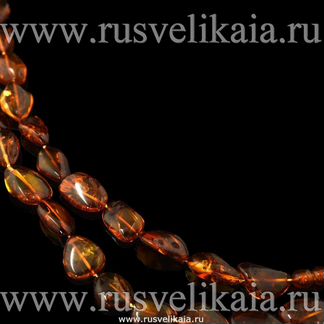 Янтарные бусы