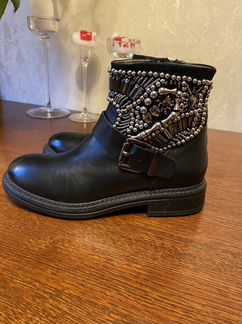 Ботинки женские