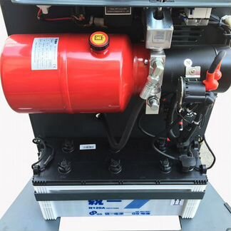 Штабелер с электроподъемом