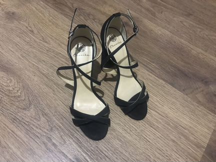 Новые туфли Эконика 37 босоножки