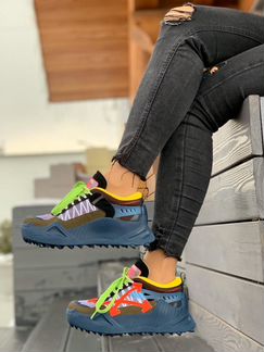 Кроссовки Off-White