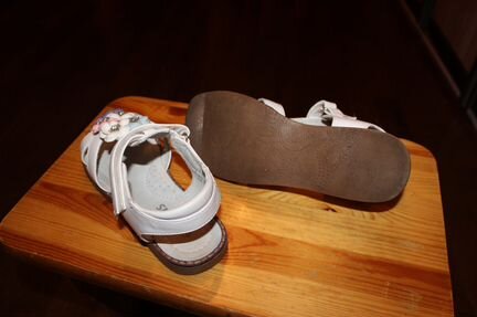 Босоножки летние. Размер 33