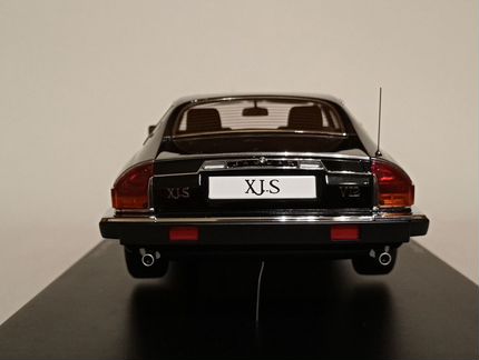 Jaguar XJS Coupe Black 1:18 Autoart Раритет