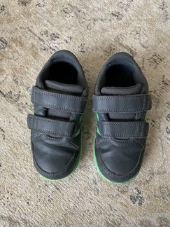 Кроссовки Adidas