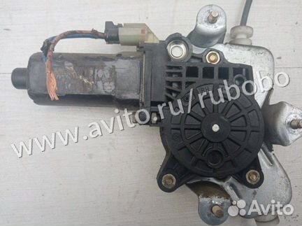 Стеклоподъемник задний правый Hyundai Sonata EF 5