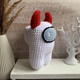 Игрушка among us