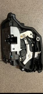 Замок задней левой двери BMW G30 G11 G12 F15 F16