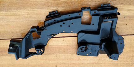 Кронштейн бампера зад Mercedes Benz C кузов 205