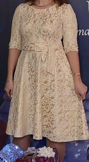 Шикарное золотое платье, чтобы блистать