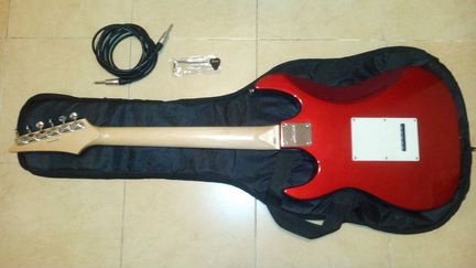 Электрогитара Ibanez+комбик+чехол+кабель