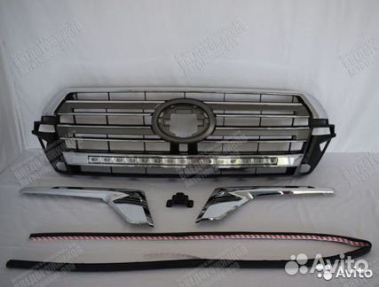 Решетка радиатора Land Cruiser 200