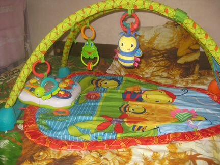 Игровой коврик bright starts