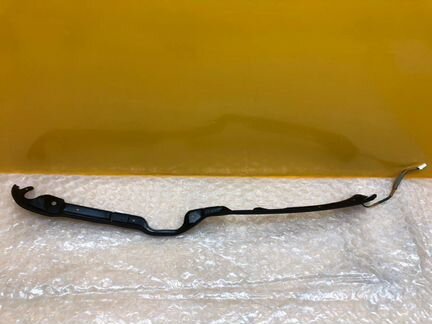 Датчик крышки багажника левый Nissan Patrol Y62