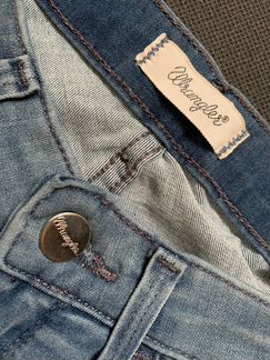 Джинсы Wrangler новые