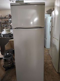 Холодильник Stinol 170см