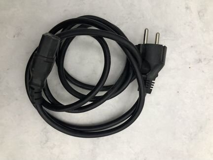 Провод для компьютера