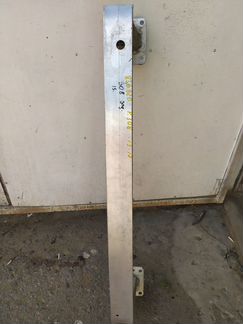 Peugeot 308 T9 2015г усилитель заднего бампера