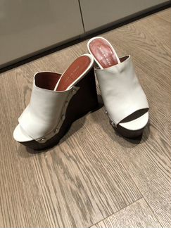 Новые фирменные сабо Marc Jacobs
