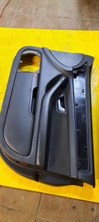 Черная обшивка двери Ауди А8 С8 Д3