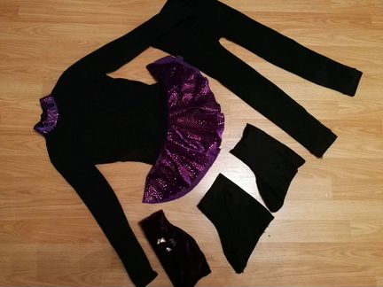 Костюм для выступлений и тренировок