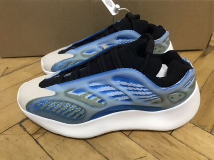 Adidas yeezy boost 700 v3 кроссовки новые