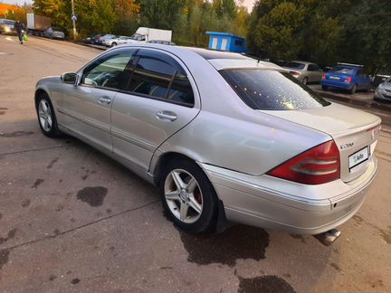 Mercedes-Benz C-класс 1.8 AT, 2002, 260 000 км