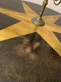 Стол старинный для карт