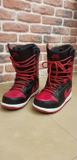 Сноубордические ботинки Nike