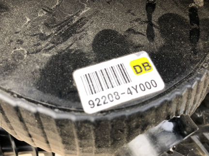 Kia Rio туманка правая оригинал 92208-4Y000