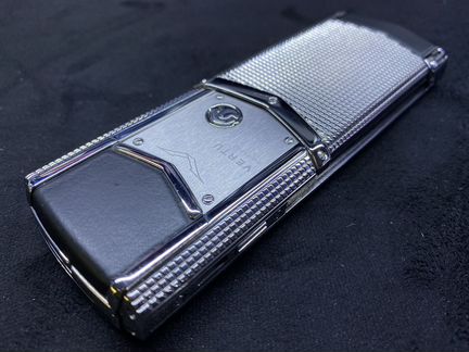Презентация vertu в москве