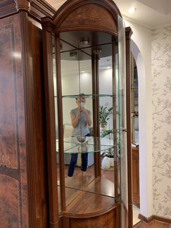 Угловой шкаф, зеркальный фабрика Дана