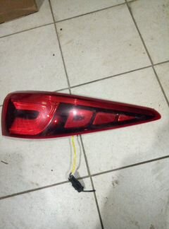 Фонарь наружный задний правый Kia Sportage 4 QL