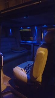 Минивен С профессиональным водителем на заказ