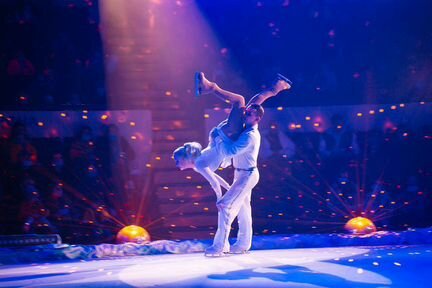 Тренер по фигурному катанию