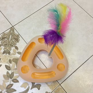 Игрушка для кота с пером и шариком